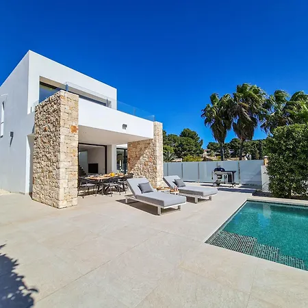 Avanoa - Fustera Villa